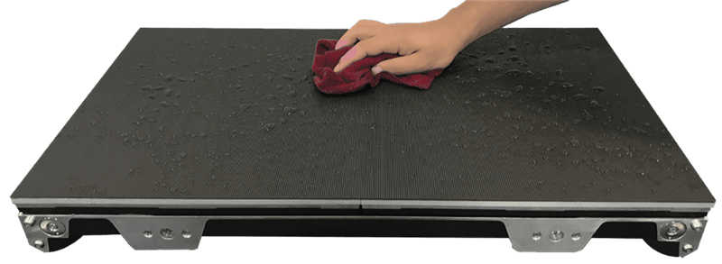 led display cleaning