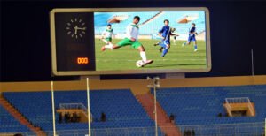 استخدام شاشات الليد سكرين الخارجية في الاستادات 2023